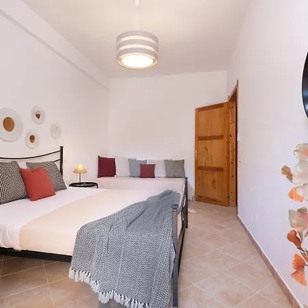 Holiday home Almanegra